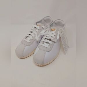 Nike Cortez Women’s Sneakers Retro Vibes Y2K Streetwear Classic Trainers Size 9